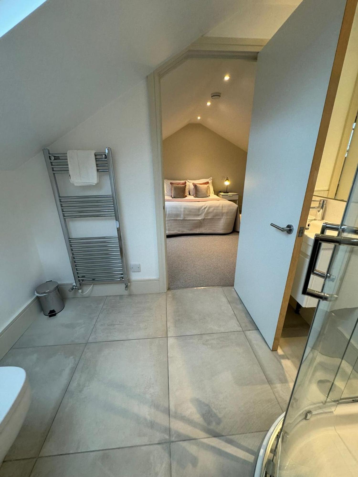 Osbourne House Pink 2 Bed, 2 And Half Bath Apartment Birmingham Exterior photo
